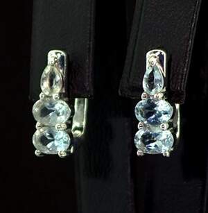 Серебряные серьги 925 пробы 2,81 гр. с замбийскими Аквамаринами 1,78 карат Серебряные серьги 925 пробы 2,81 гр. с замбийскими Аквамаринами 1,78 карат