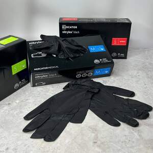 Перчатки нитриловые L, M, Nitrylex Black, черные одноразовые неопудренные 100 шт.