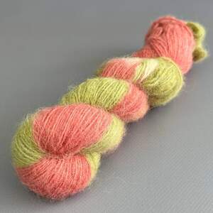 Пряжа #03 шерсть альпаки суперфайн с шелком Пряжа #03 шерсть альпаки суперфайн с шелком