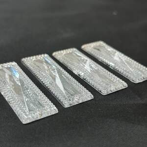 Стразы акриловые пришивные планка 15х45 мм, серебро пирамидка