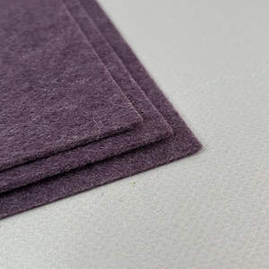 Фетр плотный, 2 мм 20х30 см, цвет - баклажановый С72