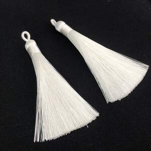 Шелковые кисти для сережек 8 см - белый теплый Шелковые кисти для сережек 8 см - белый теплый
