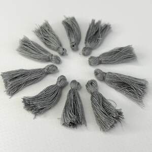 Шелковые кисточки для декора 30 мм - серый Шелковые кисточки для декора 30 мм - серый