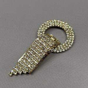 Шубная застежка-клипса 7см, Ø 3,5см со стразами - лимонное золото (#18403) Шубная застежка-клипса 7см, Ø 3,5см со стразами - лимонное золото (#18403)