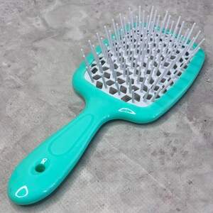 Щетка-расческа пластиковая Super Brush цвет 2003 Щетка-расческа пластиковая Super Brush цвет 2003