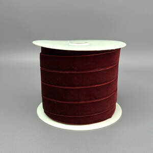 Бархатная лента декоративная 2 см 46 м - бордо