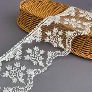 Гипюровое кружево сетка 8,5 см - теплый белый