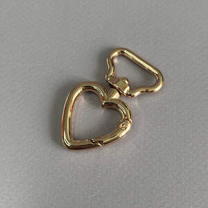 Карабин для сумки 20 мм, золото - 4,5 см Карабин для сумки 20 мм, золото - 4,5 см