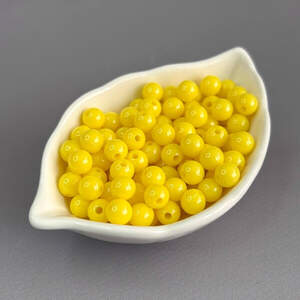 (20 гр) Пластиковые гладкие бусины 8 мм - желтый