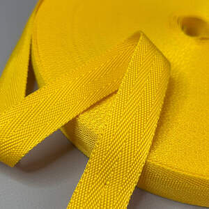 Стропа сумочная-ременная Елочка, 2,5 см средняя жесткость - желтый Стропа сумочная-ременная Елочка, 2,5 см средняя жесткость - желтый