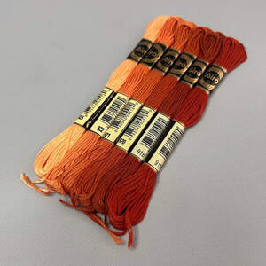 (6 шт по 8м) Набор мулине Airo (нитки для вышивания) - коричневый микс (3825-919) (6 шт по 8м) Набор мулине Airo (нитки для вышивания) - коричневый микс (3825-919)