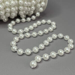 Бусины на нитке 1 метр, Ø10 мм - белый Бусины на нитке 1 метр, Ø10 мм - белый