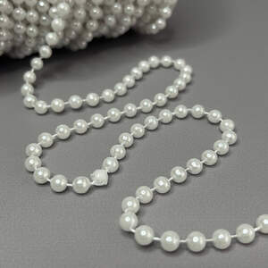 Бусины на нитке 1 метр, Ø6 мм - белый Бусины на нитке 1 метр, Ø6 мм - белый