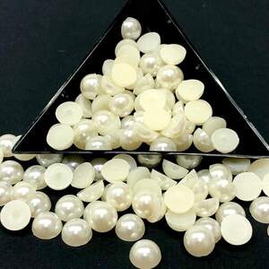 Полубусины перламутровые 8мм, 10 гр/уп - цвет айвори Z24