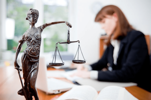 Складання юридичних документів Складання юридичних документів