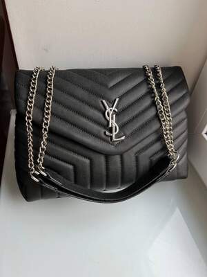 Женская сумка из эко-кожи Yves Saint Laurent 30 caviar silver Ив Сен Лоран черного цвета молодежная, брендовая Женская сумка из эко-кожи Yves Saint Laurent 30 caviar silver Ив Сен Лоран черного цвета молодежная, брендовая