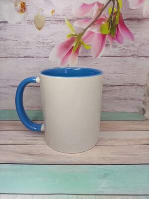 Чашка з голубою ручкою і серединкою + індивідуальний принт у вартості Чашка з голубою ручкою і серединкою + індивідуальний принт у вартості