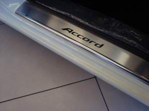 Накладки на пороги Honda ACCORD (3-х дверная) Накладки на пороги Honda ACCORD (3-х дверная)