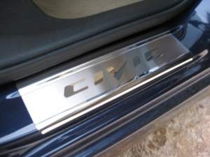 Накладки на пороги Honda CIVIC (4-х дверная) Накладки на пороги Honda CIVIC (4-х дверная)
