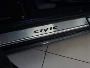 Накладки на пороги Honda CIVIC (5-и дверная) Накладки на пороги Honda CIVIC (5-и дверная)