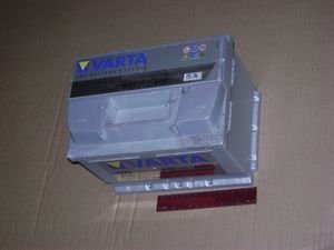 Аккумулятор 61Ah-12v VARTA SD Аккумулятор 61Ah-12v VARTA SD