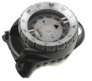 Компас Suunto SK-8 консольный (SS021122000) Компас Suunto SK-8 консольный (SS021122000)