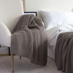 Покрывало на кровать LA MODNO Corn Mink 220х240 Покрывало на кровать LA MODNO Corn Mink 220х240
